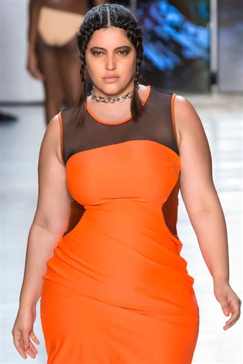 busty curvy|Curvy Model: 12 berühmteste Plus Size Models weltweit 2022